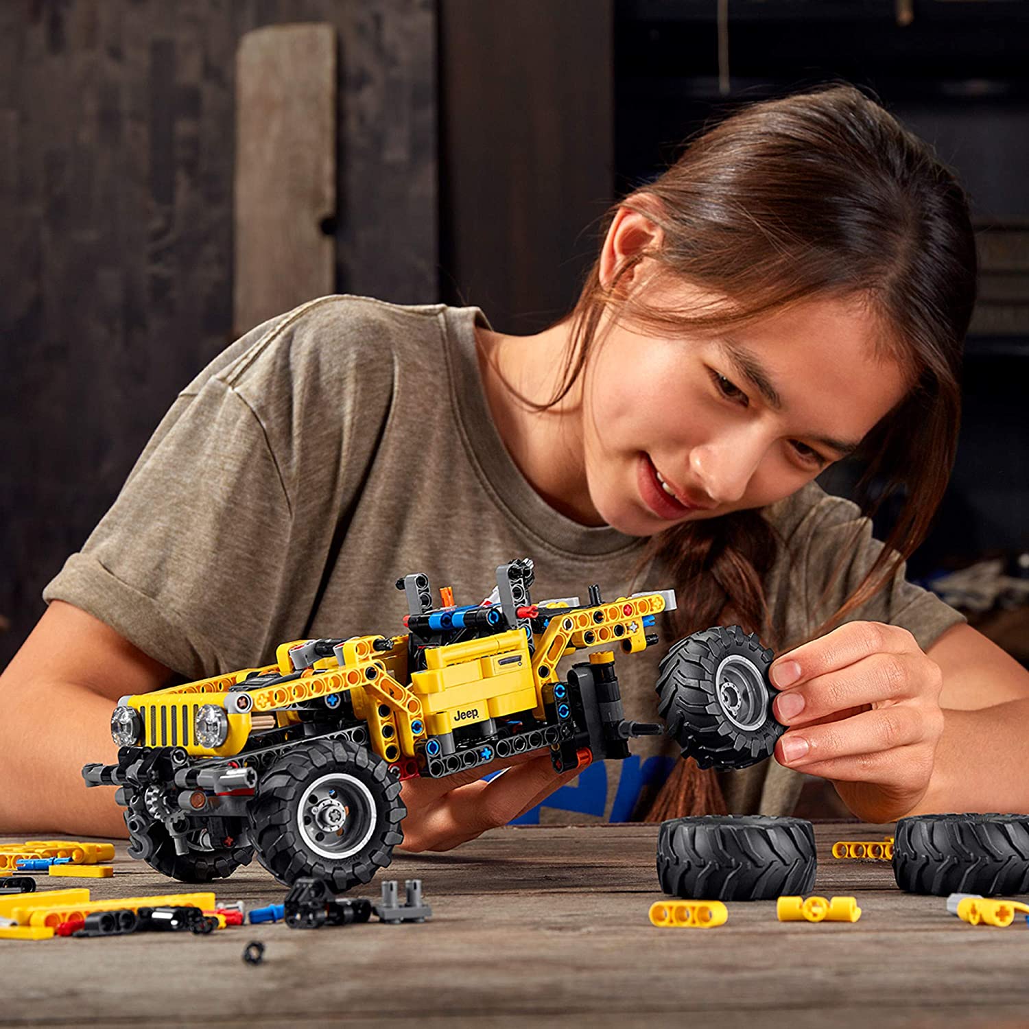 Technic Jeep Wrangler by Lego 3