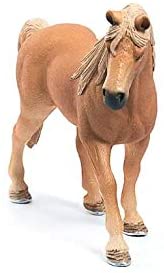 Tennessee Walker Mare Figure by Schliech 1