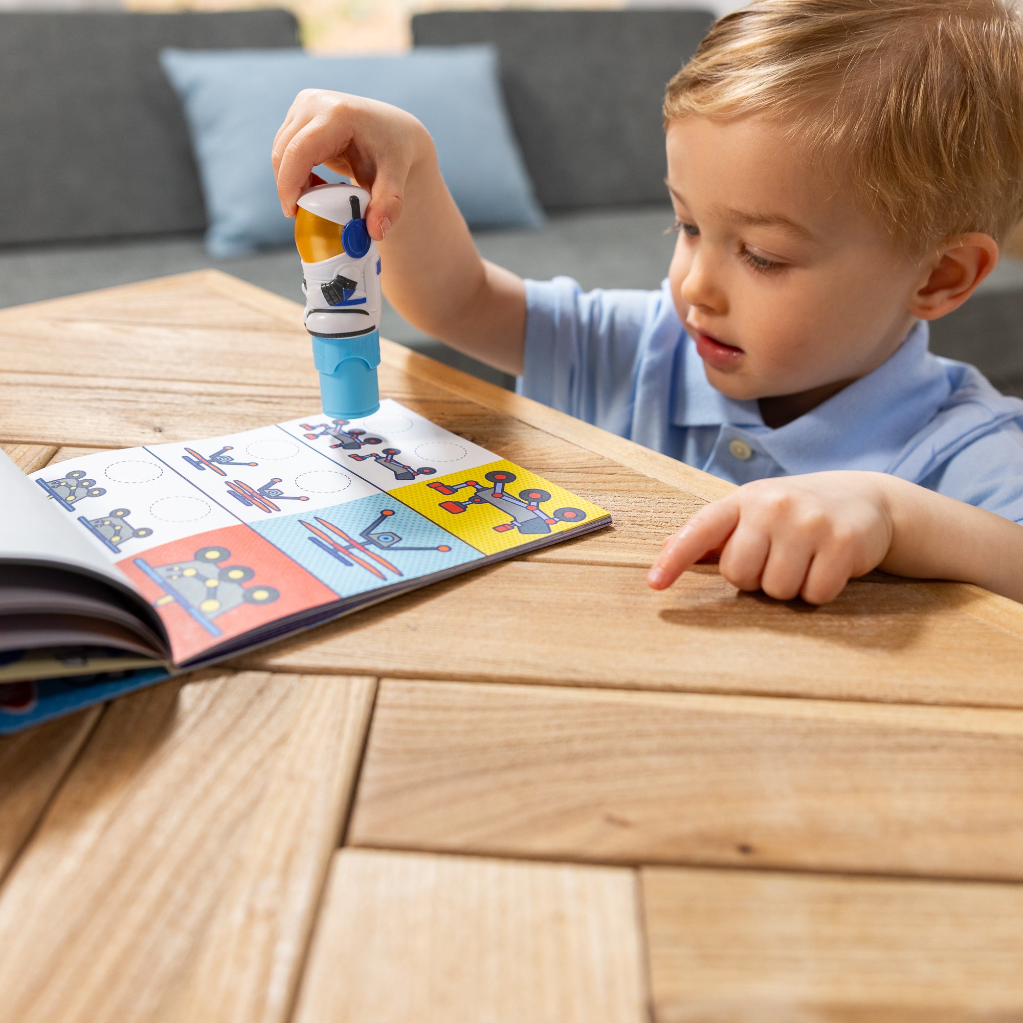 Sticker WOW! Activity Pad Set - Astronaut by Melissa & Doug