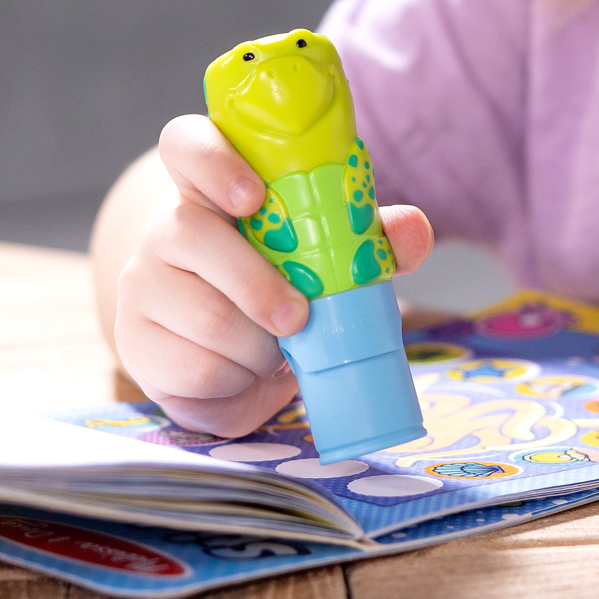 Sticker WOW! Activity Pad Set - Turtle by Melissa & Doug